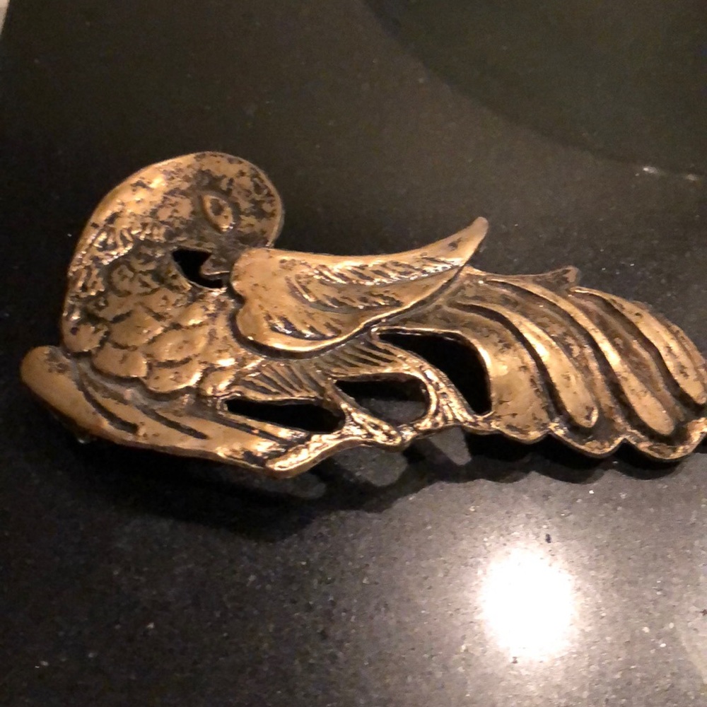 Vintage belt buckle.